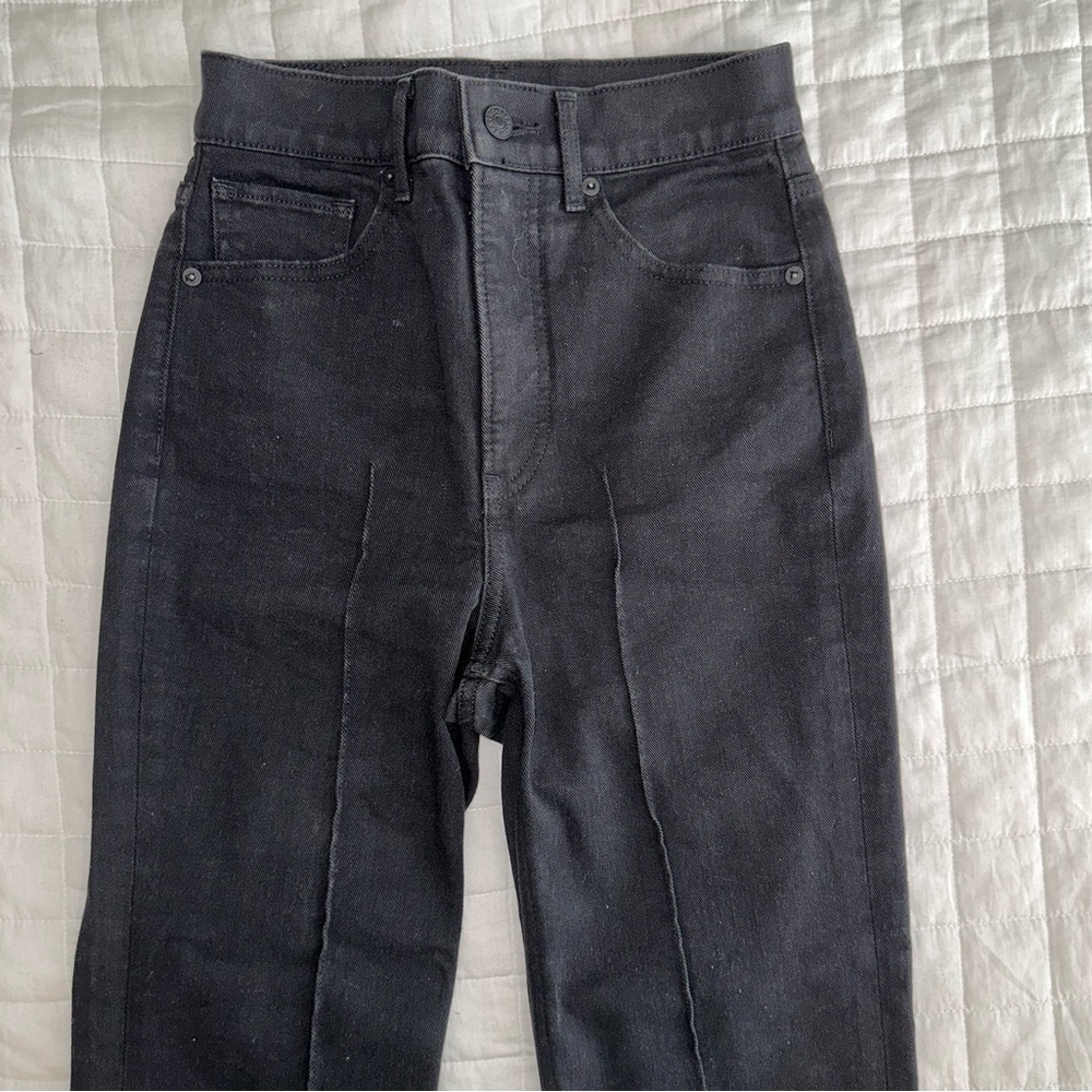 ⭐️Express high rise straight jeans⭐️